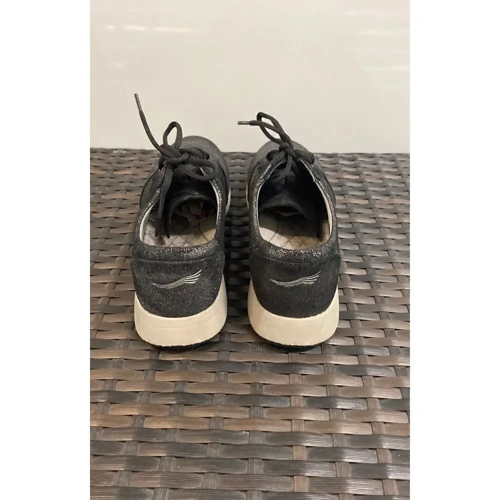 Dansko sneakers size 38
